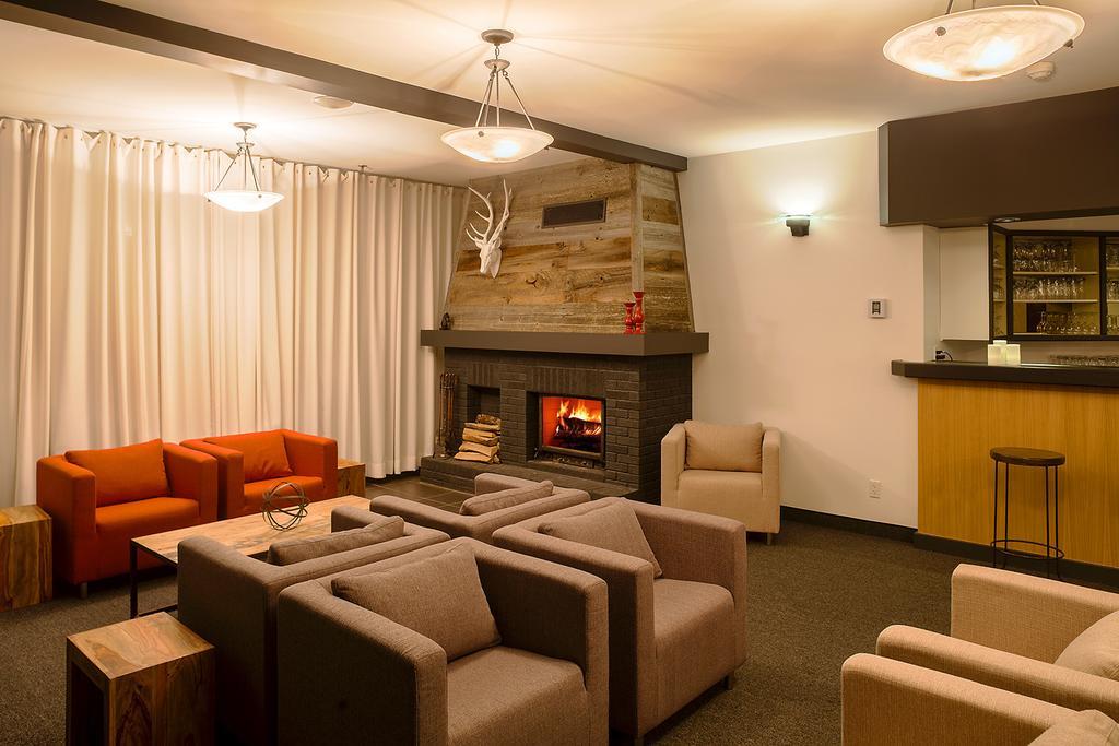 L'Auberge Du Lac St-Pierre Труа-Ривьер Экстерьер фото