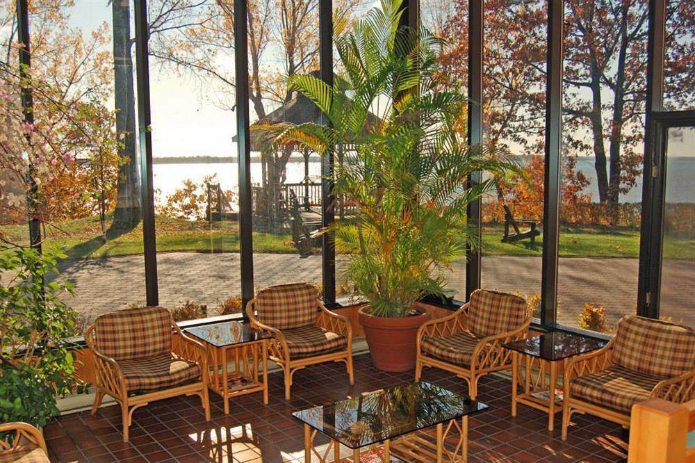 L'Auberge Du Lac St-Pierre Труа-Ривьер Экстерьер фото