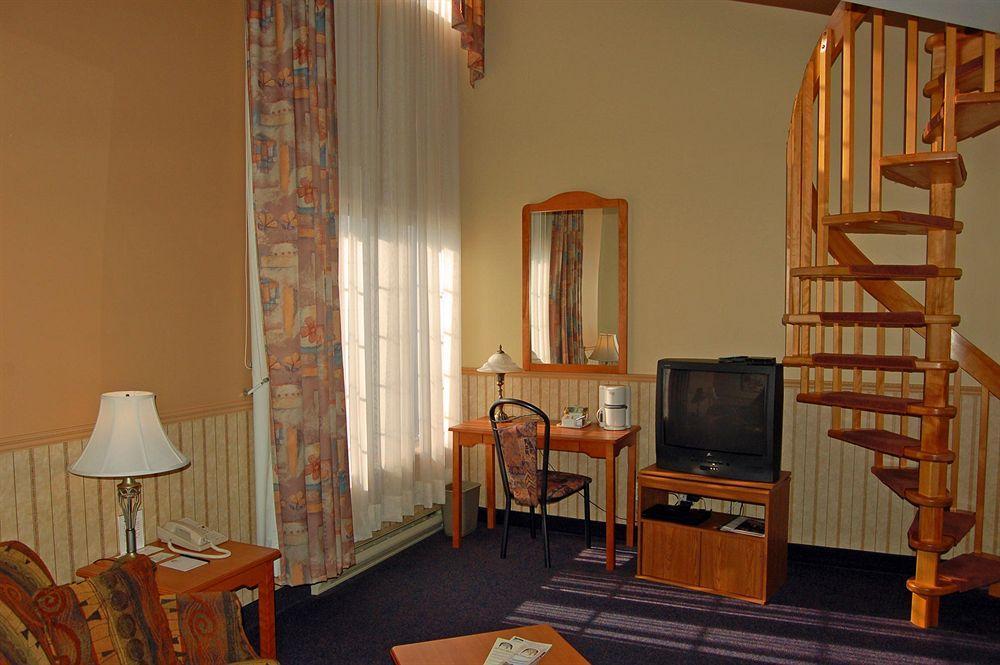 L'Auberge Du Lac St-Pierre Труа-Ривьер Экстерьер фото